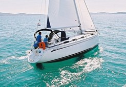 Jedrilica Bavaria 30