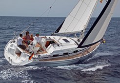 Jedrilica Bavaria 33