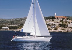 Jedrilica Bavaria 44
