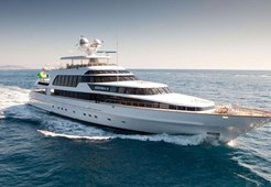 L CRN Spa 155 for charter in Split