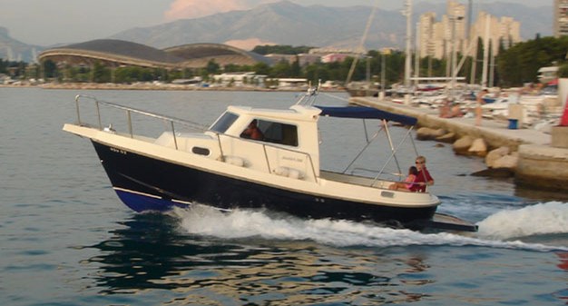 Damor 700