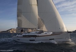 S Dufour 410 GL for charter in Pula