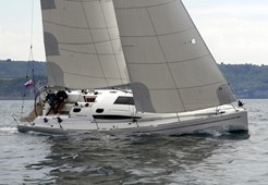 Jedrilica Elan 410