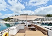 Elegance 76