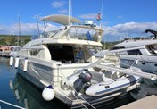Ferretti 550
