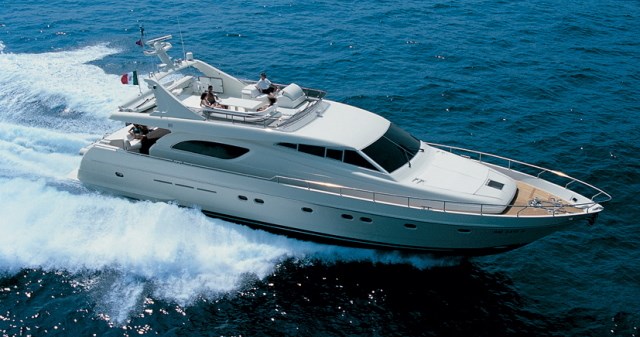 Ferretti 720