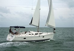 Jedrilica Hunter 36