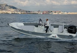 R MV 700 Broker