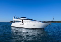 L Maiora 20 for charter in Novigrad