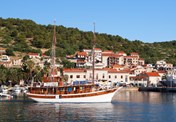 Motor-sailer Mihovil
