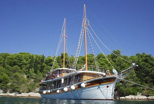 Motor-sailer Mlini