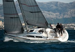 Jedrilica Salona 34