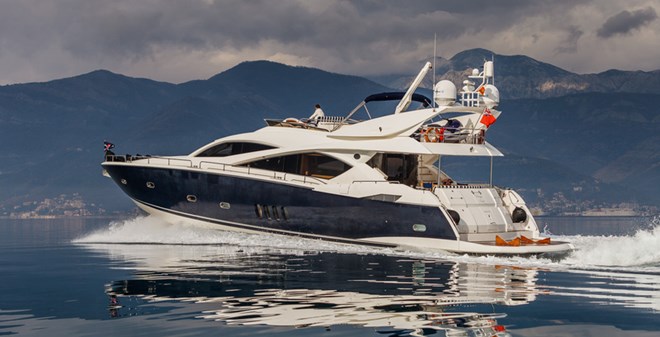 Sunseeker Yacht 82