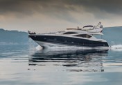 Sunseeker Yacht 82