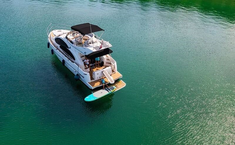 Azimut 42 Fly