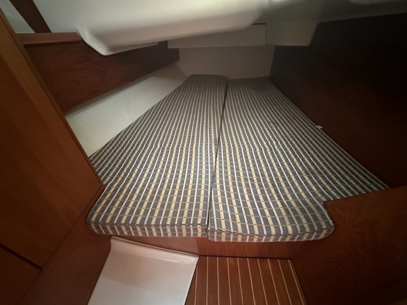 Jeanneau Sun Odyssey 37