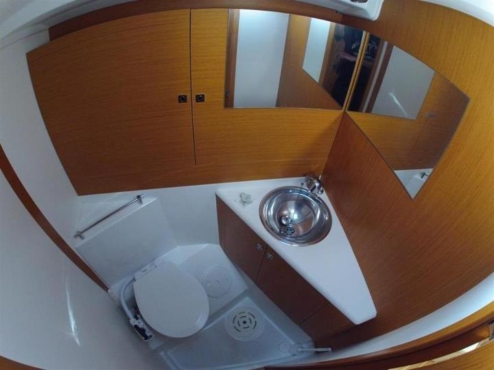 Jeanneau 53 (6 cab.)