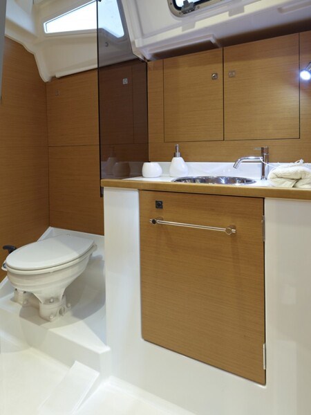 Jeanneau Sun Odyssey 379