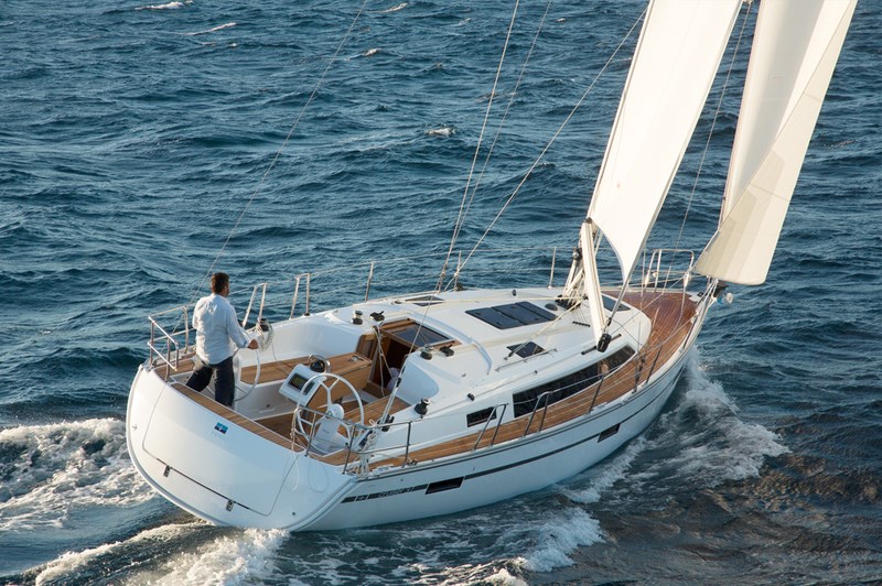 Bavaria 37
