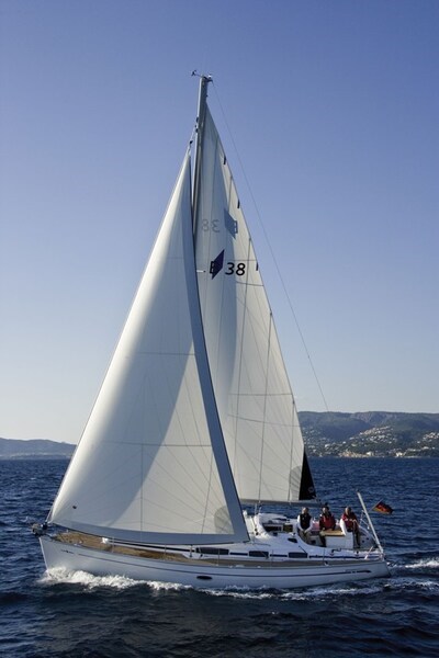 Bavaria 38