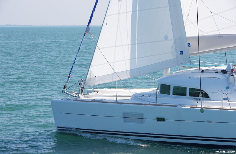Lagoon 380 S2 - 3 cabins