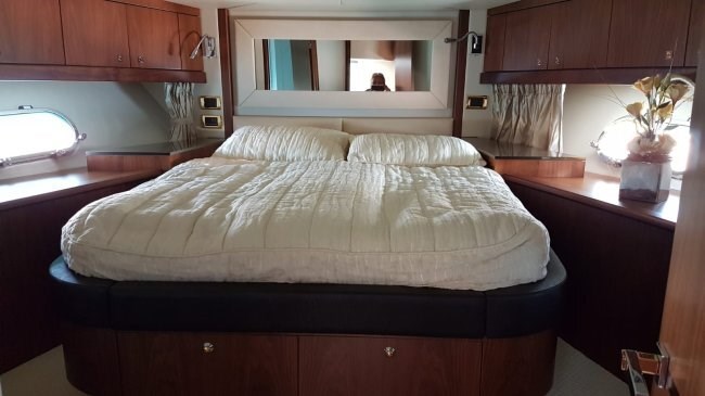 Sunseeker Manhattan 60 Fly