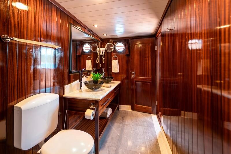 Motor-sailer Cesarica