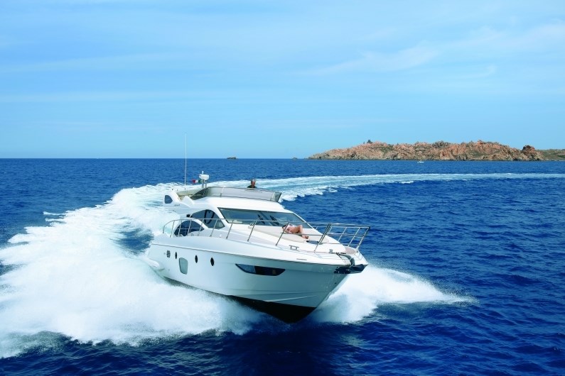 Azimut 47