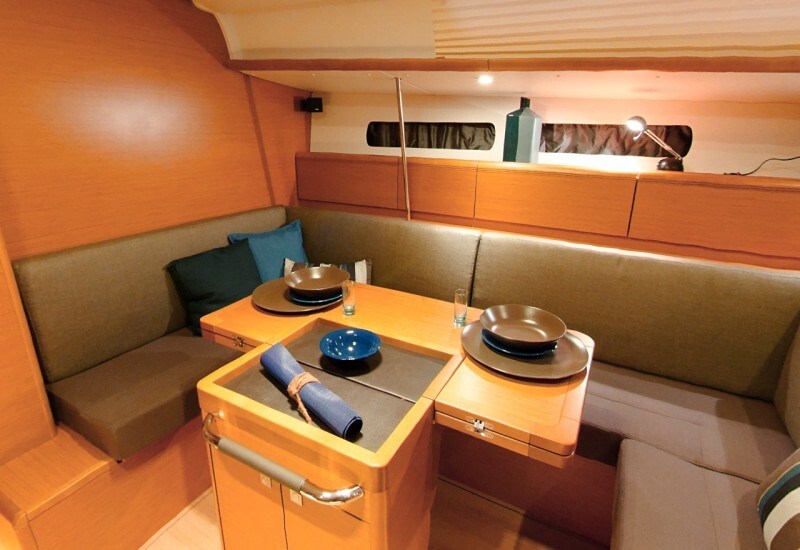 Jeanneau Sun Odyssey 439 owner