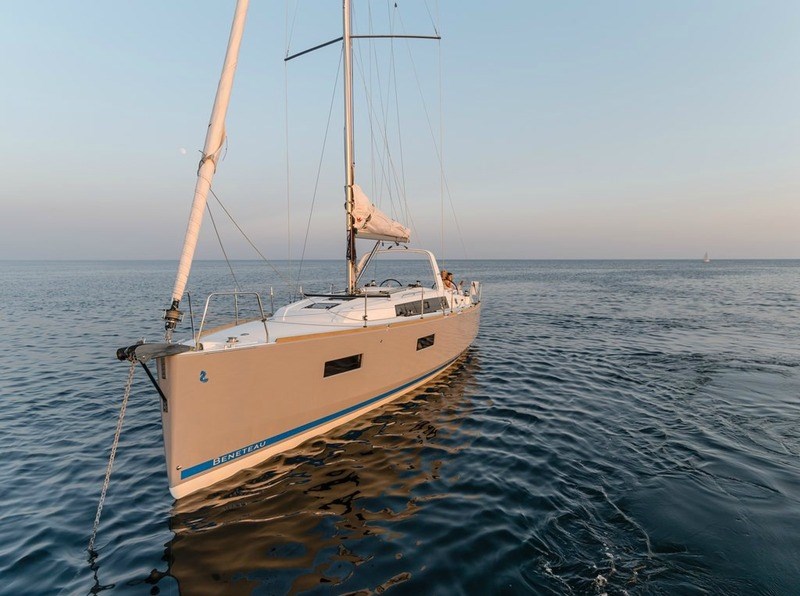 Beneteau Oceanis 38