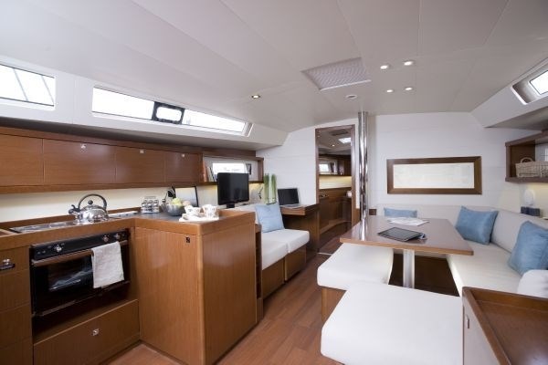Beneteau Oceanis 45 - 3 cabins