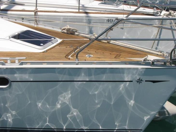 Jeanneau Sun Odyssey 42.2 exclusive