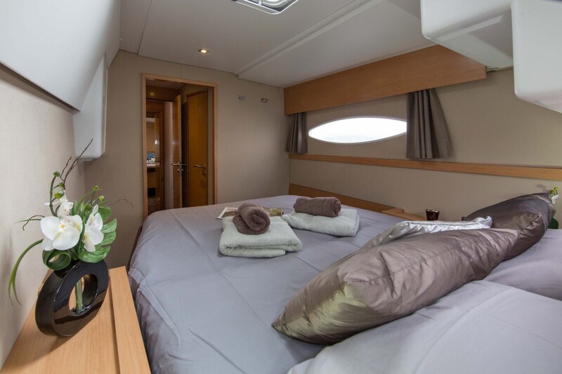 Fountaine Pajot Helia 44