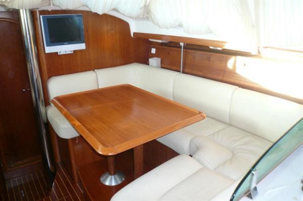 Jeanneau Sun Odyssey 43DS