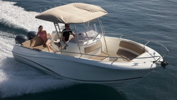 motor Jeanneau Cap Camarat 7.5