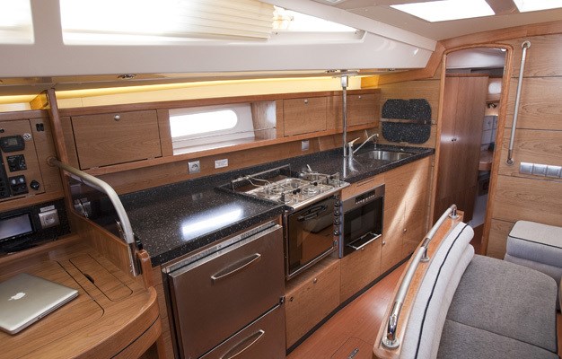 Delphia 47 - 4 cabins