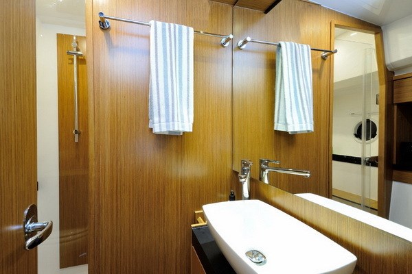 Bavaria 420 Virtess fly