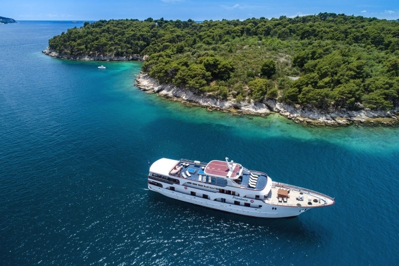 Mini cruiser Providenca