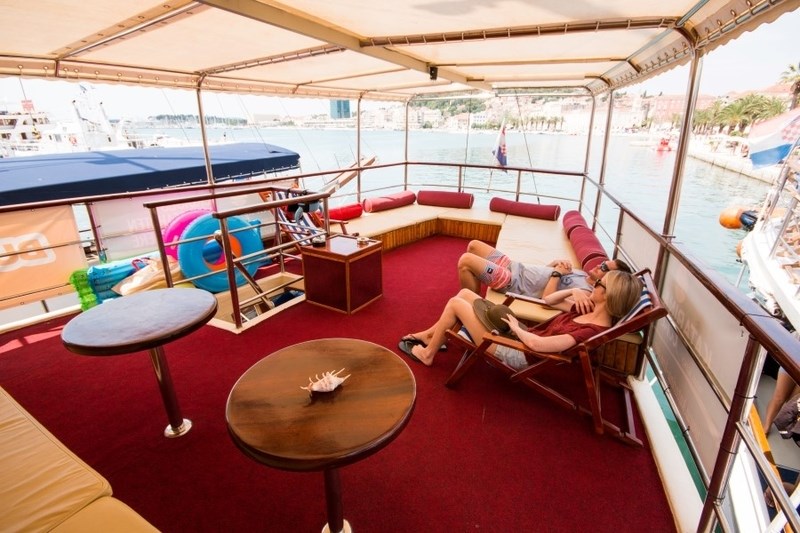 Motor-sailer Providnost