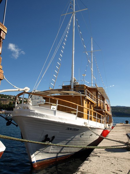 Motor-sailer Kalipsa