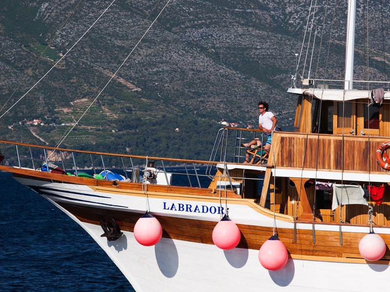 Motor-sailer Labrador