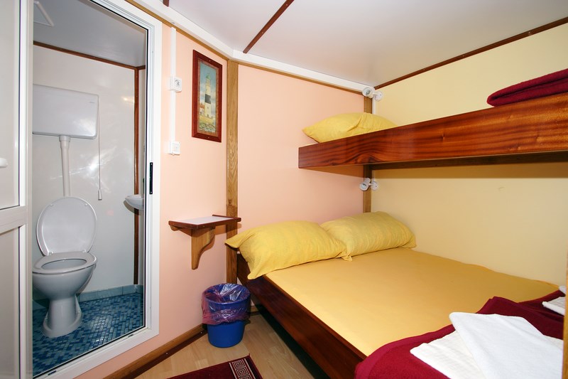 Motor-sailer Labrador