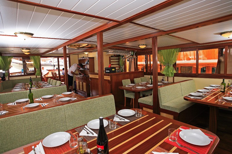 Motor-sailer Meridijan