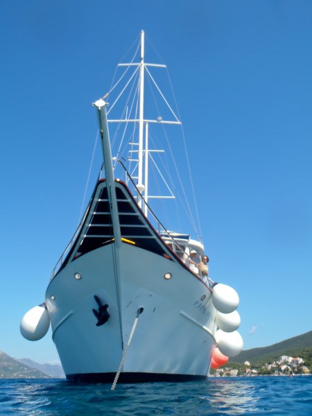 Motor-sailer Pape Prvi