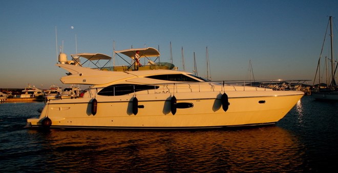 motor Ferretti 590