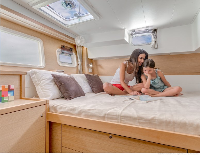 Lagoon 40 MY Power Cat