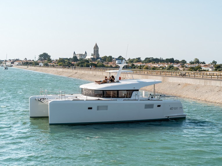 Lagoon 40 MY Power Cat