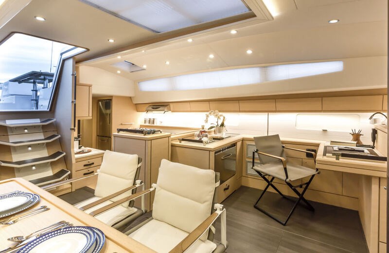 Jeanneau 64 - 4 cabins