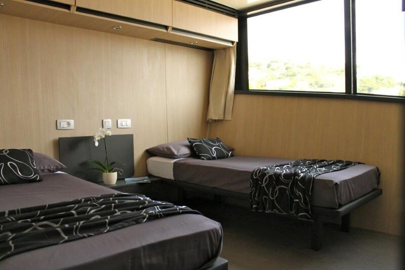 Motor-sailer Seagull