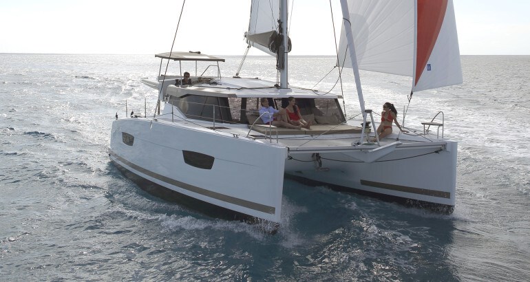 Fountaine Pajot Lucia 40 - 3 cabins